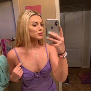 Meet your Posher, Corey